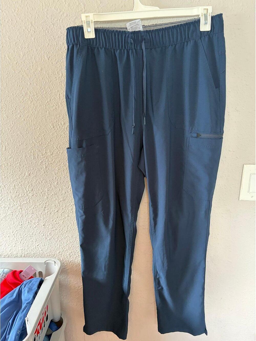 Carhartt Navy Scrub Pants size XL Regular. Not sure if men's or women's. Waist i
